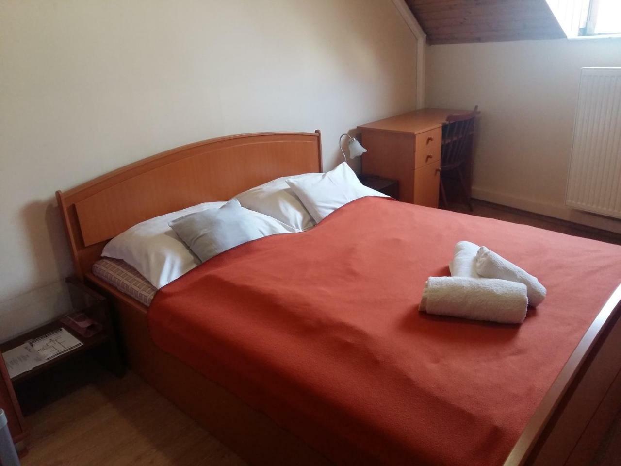 Bed and Breakfast Retro Panzio Pětikostelí Exteriér fotografie